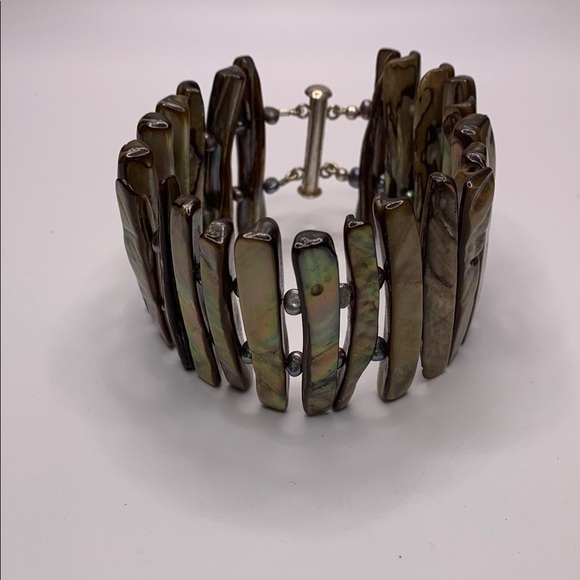 ♥️SALE! 3for$15 Silver Tone Shell / Abalone Bracelet 8” long 1-3/4” wide - Picture 1 of 5